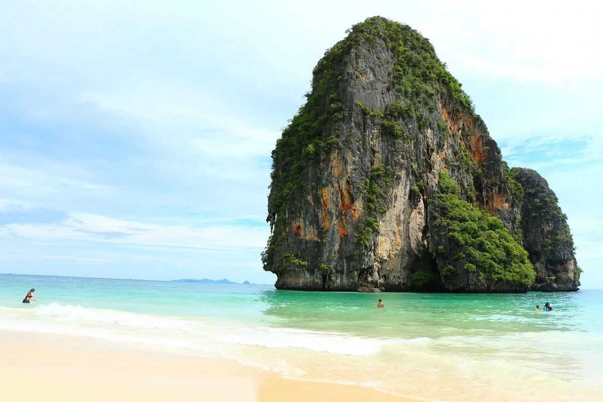 Phra Nang Cave Beach